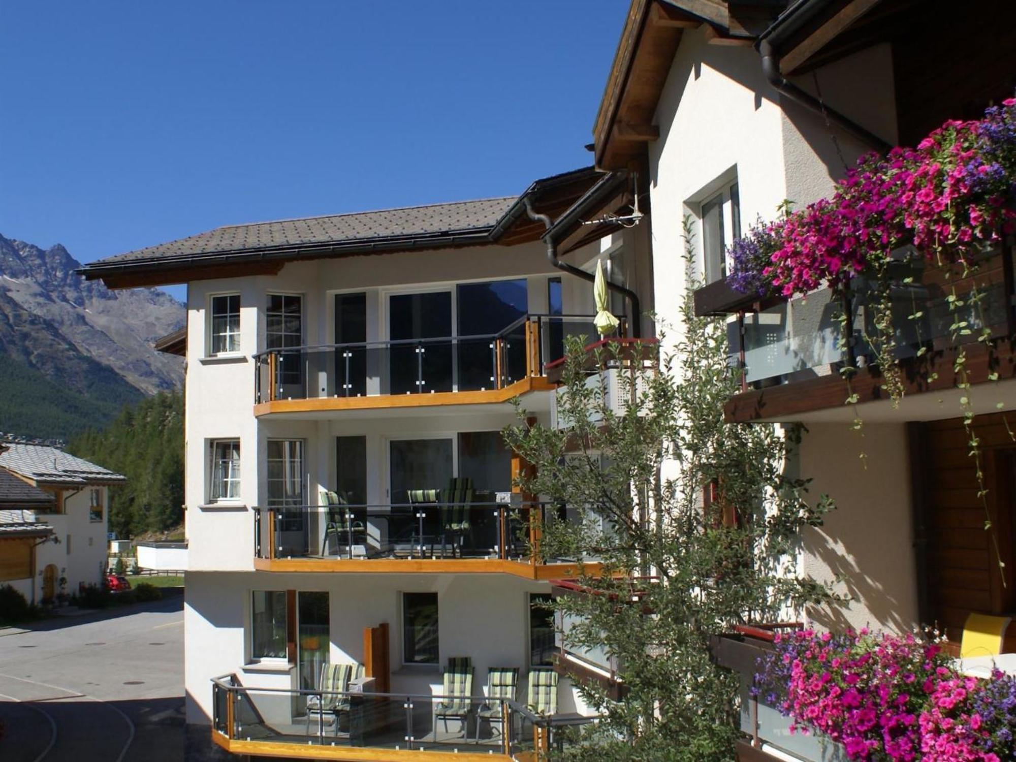 Apartment Haus Alpenrose By Interhome Saas-Almagell Exterior photo